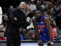 Pistons Bulls Basketball