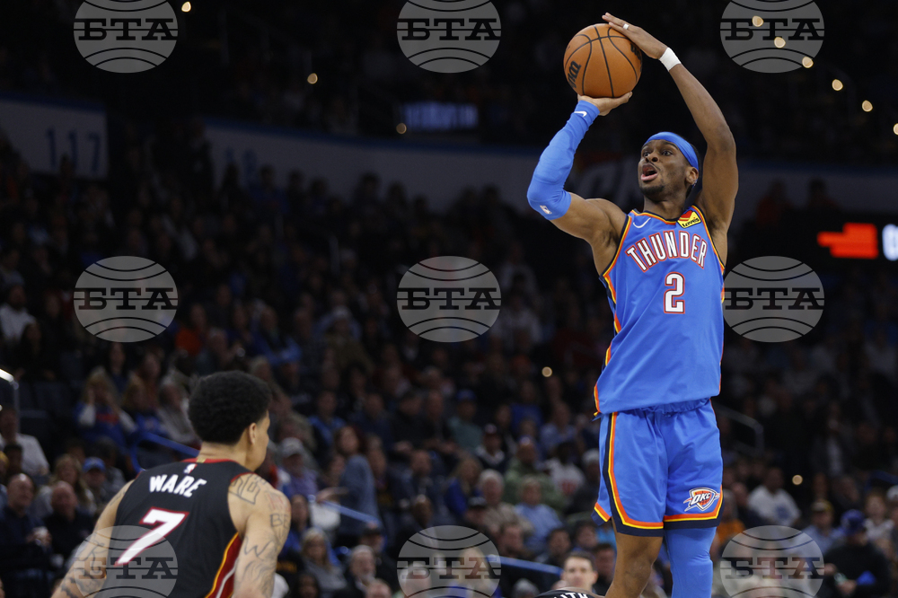 Оклахома Сити постигна седма поредна победа, ЛА Лейкърс загуби от Юта в НБА