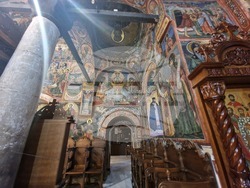 Троян - Орешак - Троянски манастир - реставрация - стенописи - Захари Зограф