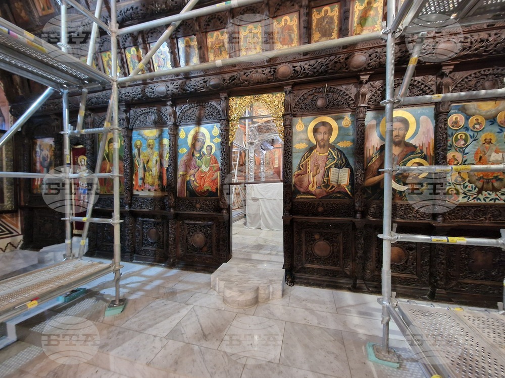 Троян - Орешак - Троянски манастир - реставрация - стенописи - Захари Зограф