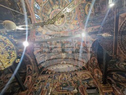 Троян - Орешак - Троянски манастир - реставрация - стенописи - Захари Зограф