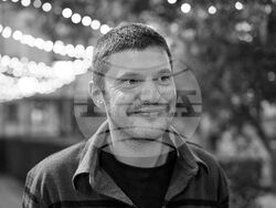 Йордан Д. Радичков представя новия си роман „Дървеният костюм“ на 26 февруари. Снимка: „Кота 0“