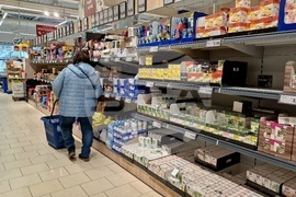 Хранителен магазин - стоки