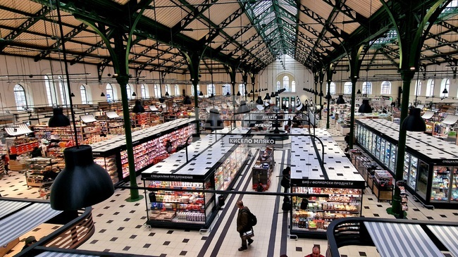 Близо 6 млрд. лева са инвестирали големите търговски вериги в България за последните 15 г., отчита анализ