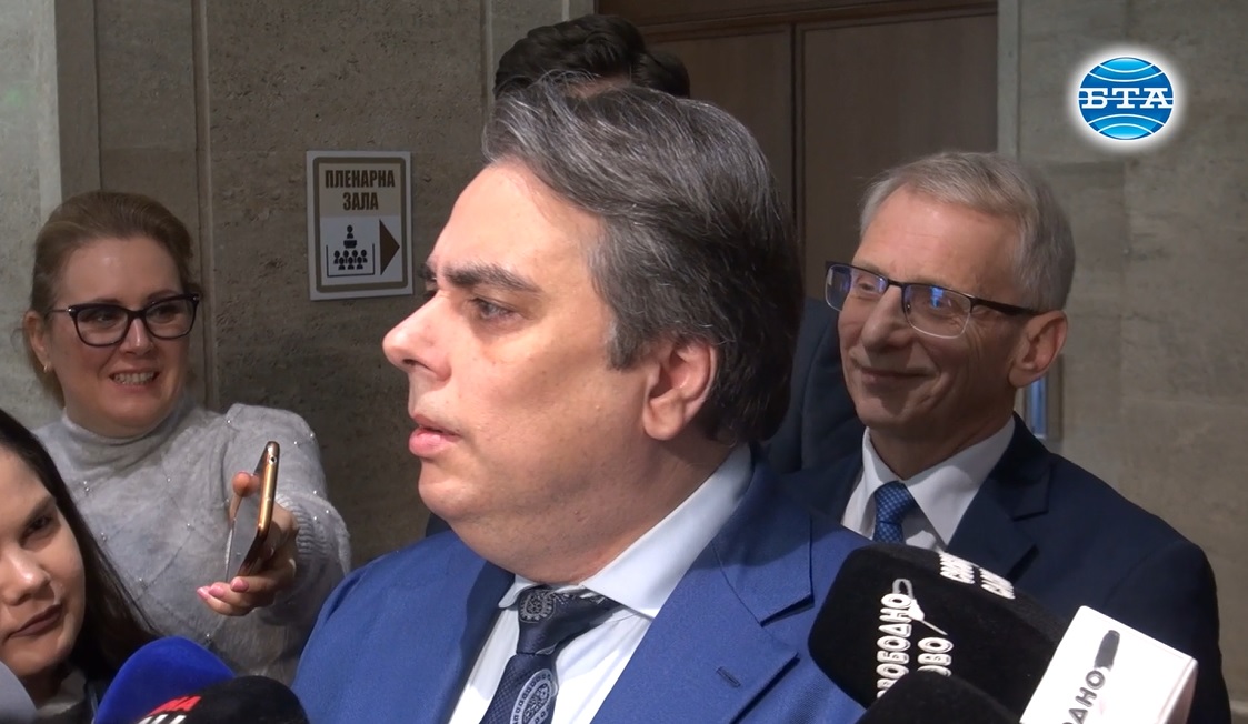 Спогодбата с Гърция за регулирано водоподаване от р. Арда е добра, дава достъп за 60 г. на бизнеса до пристанище, смята Асен Василев