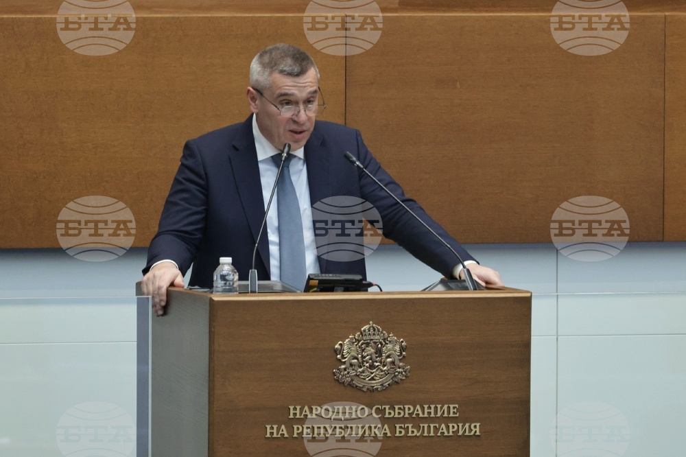 Очаква се общият брой на напоителните полета във водосбора на река Арда да обхване площ от близо 100 000 декара, посочи министър Тахов