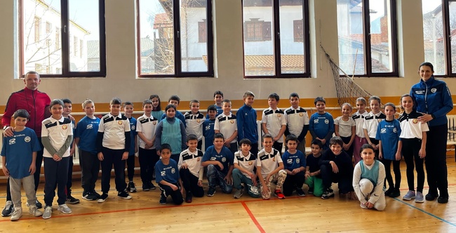 Две училища от община Банско обединиха сили в спортна инициатива