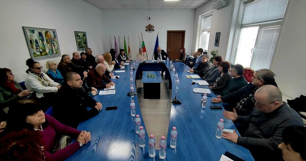 Общо 34 паралелки са включени в държавния план-прием за предстоящата учебна година