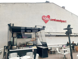 Турция - Анкара - млади хора - улица „Ашкабат“