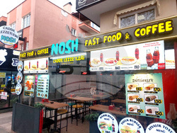 Турция - Анкара - млади хора - улица „Ашкабат“