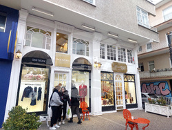 Турция - Анкара - млади хора - улица „Ашкабат“