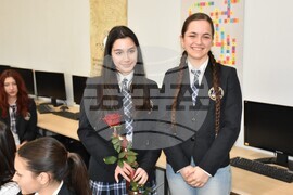 Хасково - Езикова гимназия - конкурса за млади преводачи „Juvenes Translatores“