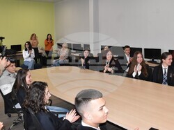 Хасково - Езикова гимназия - конкурса за млади преводачи „Juvenes Translatores“