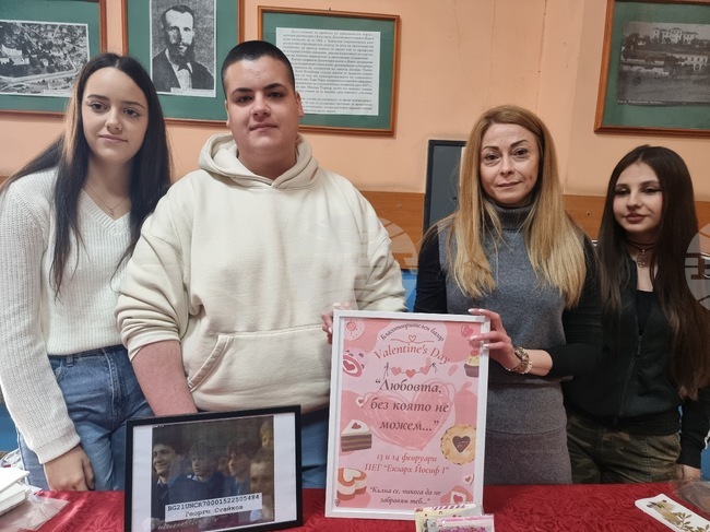 Ученици от Езиковата гимназия в Ловеч организират благотворителен базар в помощ на актьора Георги Стайков