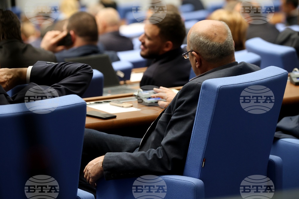 Парламентът прие промени в Закона за счетоводството, с които се отлага с една година подаването на нефинансови отчети за устойчивост