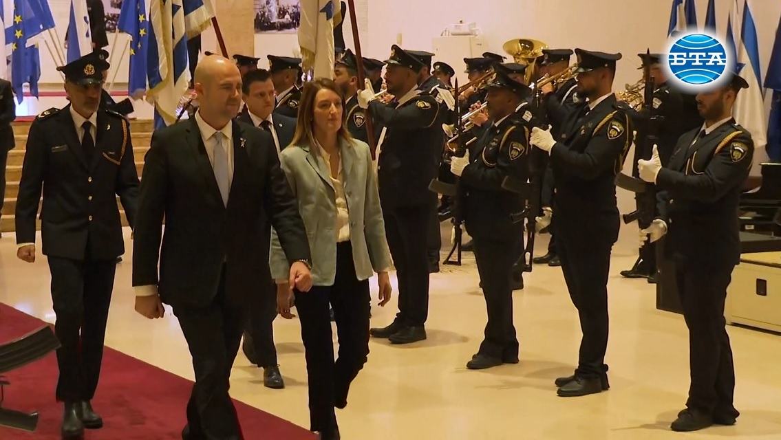 Председателката на Европейския парламент Роберта Мецола е на посещение в Израел и палестинските територии