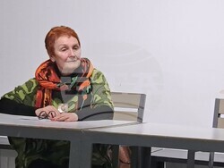 Добрина Топалова, литературовед