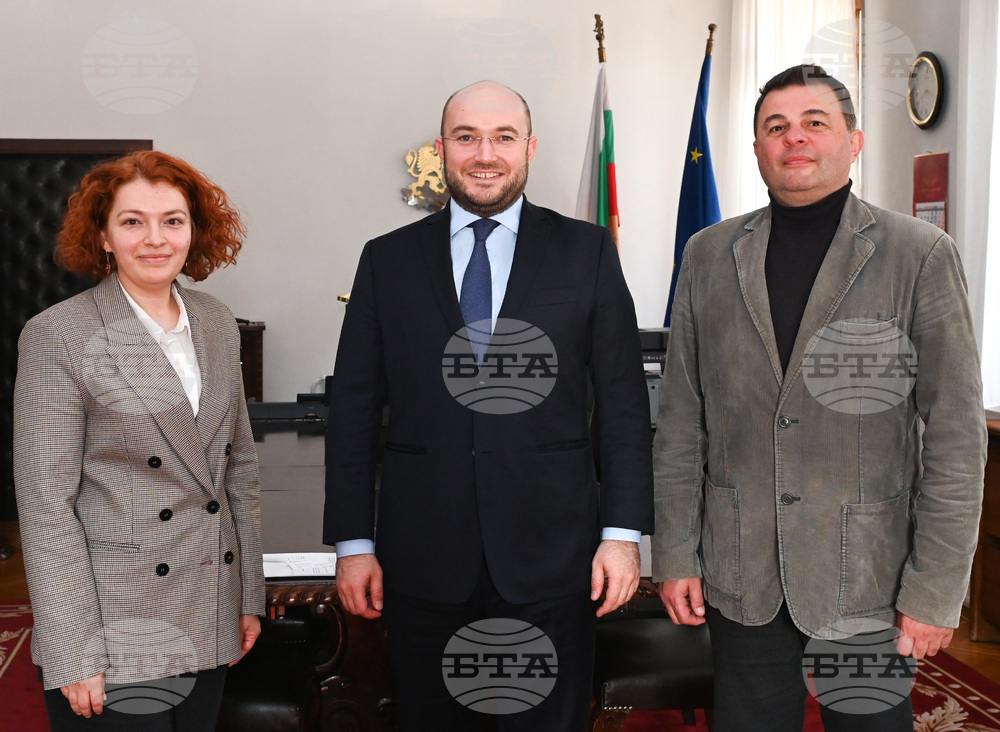 Justice Minister Discusses Cooperation with Transparency International