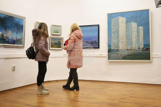 Бургас - Художествена галерия - вестник „Черноморски фар” - изложба