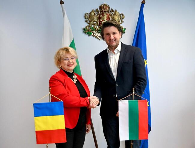 Обсъжда се представянето на България и Румъния като единна дестинация пред далечни пазари, съобщи Министерството на туризма