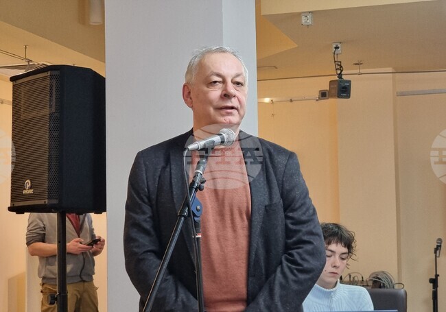 За трети път Международният театрален фестивал „Варненско лято“ получи отличието за артистичен принос на Фестивална академия - Варна