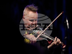 НДК - Найджъл Кенеди - концерт