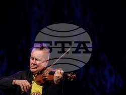 НДК - Найджъл Кенеди - концерт