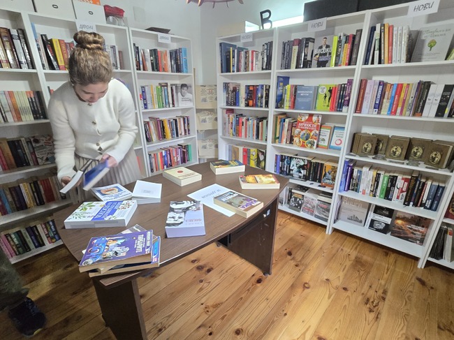 Седмица на дарените книги провеждат от кафе-книжарница „Книгини“ - Враца с благотворителна кауза