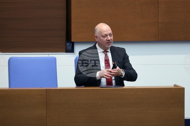 PM Zhelyazkov: We Aim to Bring Bulgaria's Economy Out of the Grey Sector 