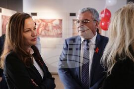 „Смисълът на любовта“ - ученици - изложба