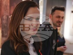 „Смисълът на любовта“ - ученици - изложба - Добромира Карева