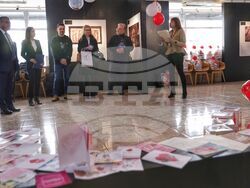 „Смисълът на любовта“ - ученици - изложба