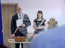 Районна администрация - брачни клетви - церемония