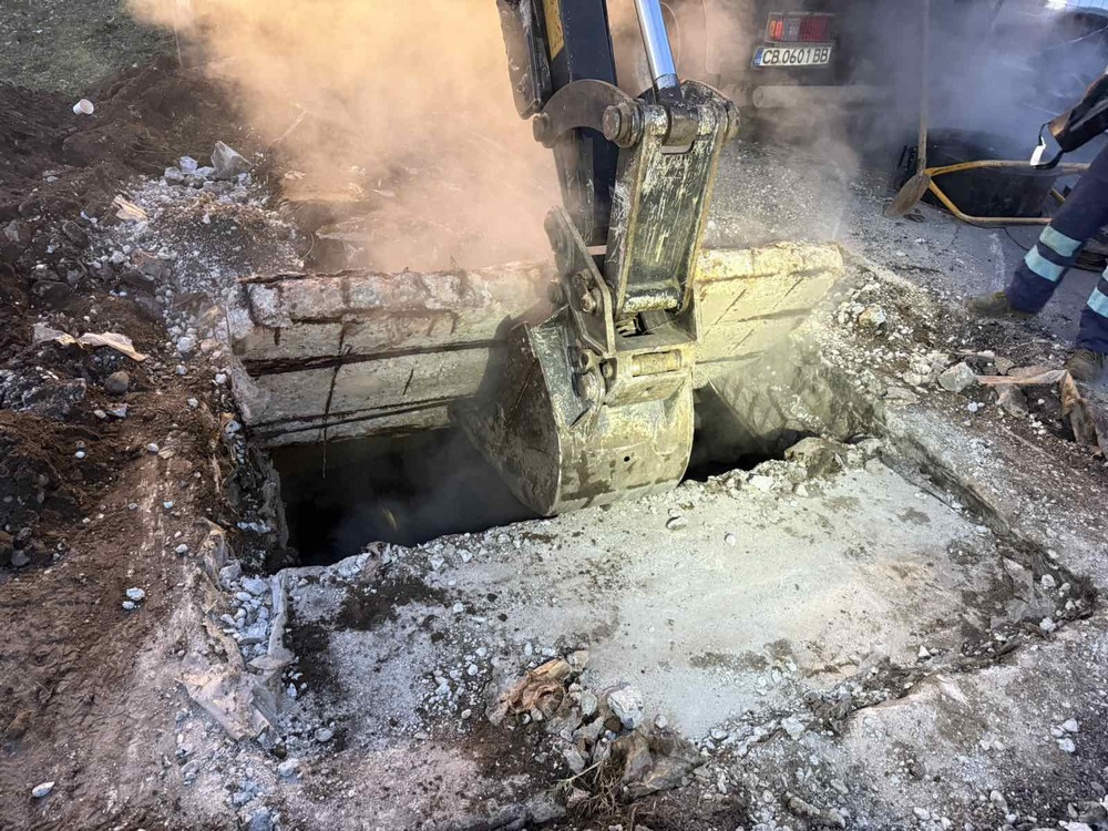 Очаква се топлоподаването в засегнатите от авария девет столични квартала да бъде възстановено в 12:00 часа в неделя