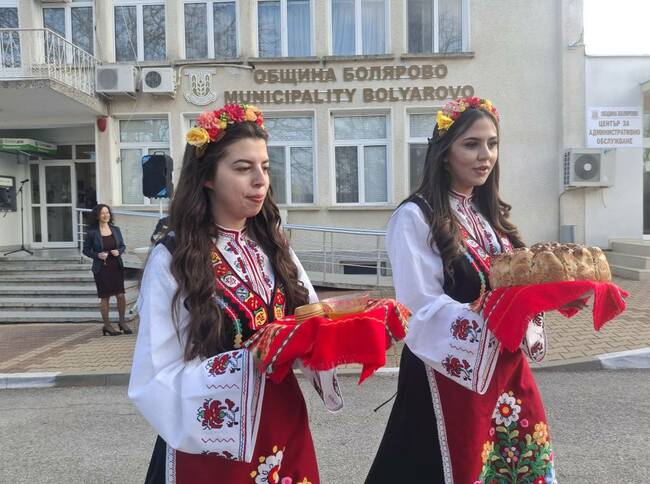 Ремонтират сградата на Община Болярово с над 530 хил. лева от Националния план за възстановяване и устойчивост