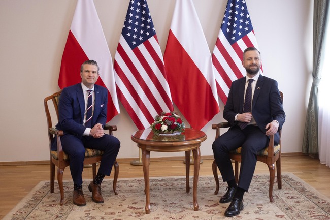 Шефът на Пентагона призова европейските държави от НАТО да отделят повече за отбрана, тъй като присъствието на САЩ в Европа не може да бъде вечно