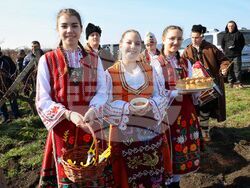 Поморие - Трифон Зарезан - обичай