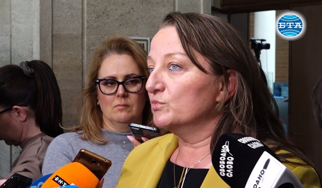 Никой не е над закона, коментира Деница Сачева от ГЕРБ-СДС относно повдигнатото обвинение на Кирил Петков