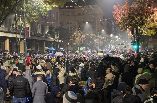 Европейски нюзрум: Гражданите на Сърбия имат правото на мирен протест, каза Кая Калас