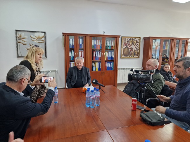 Три ключови инвестиционни проекта за Смолян са спрени заради институционални неуредици, каза местен инвеститор