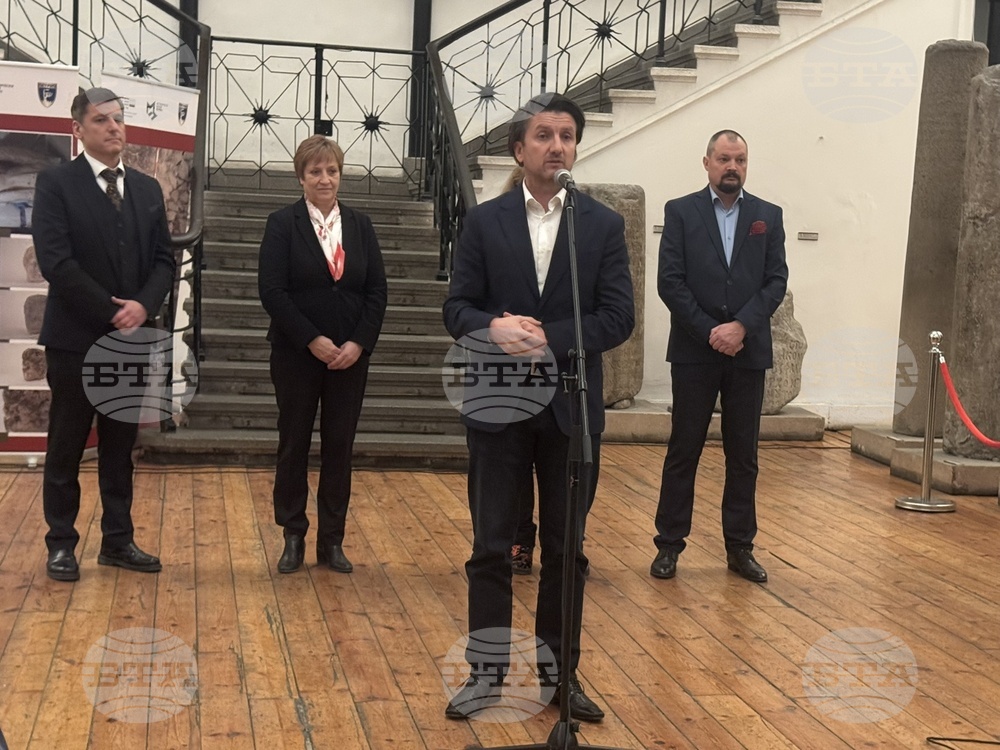 Знам колко работа стои зад всичко това, което виждам, каза министър Мирослав Боршош на откриването на изложбата „Българска археология 2024“