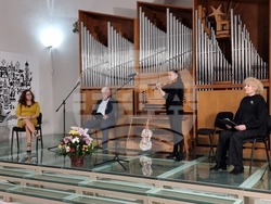 Ямбол - Ваня Велева - книга - представяне