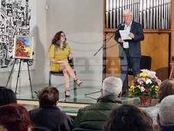 Ямбол - Ваня Велева - книга - представяне