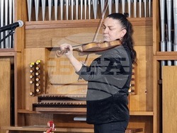 Ямбол - Ваня Велева - книга - представяне