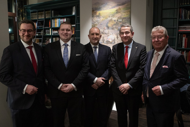 Президентът Радев открои перспективите за разширяване на икономическото партньорство между България и Германия на срещи с представители на бизнеса в Мюнхен