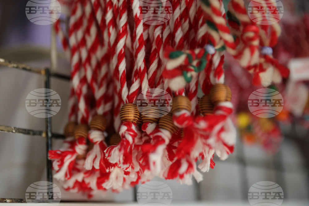 Русе - мартеници - котки - базар