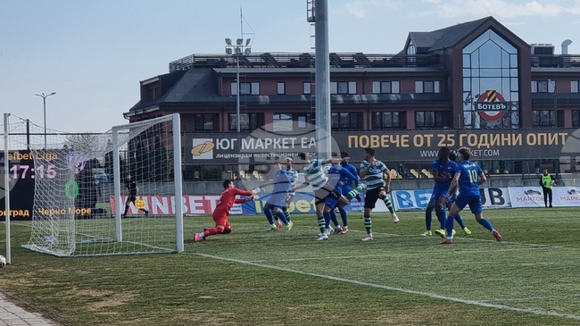 Крумовград и Черно море завършиха наравно