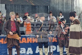 Априлци - Празник на сланината и греяната ракия