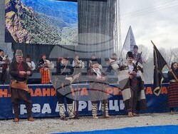 Априлци - Празник на сланината и греяната ракия