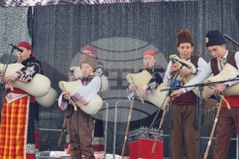 Априлци - Празник на сланината и греяната ракия